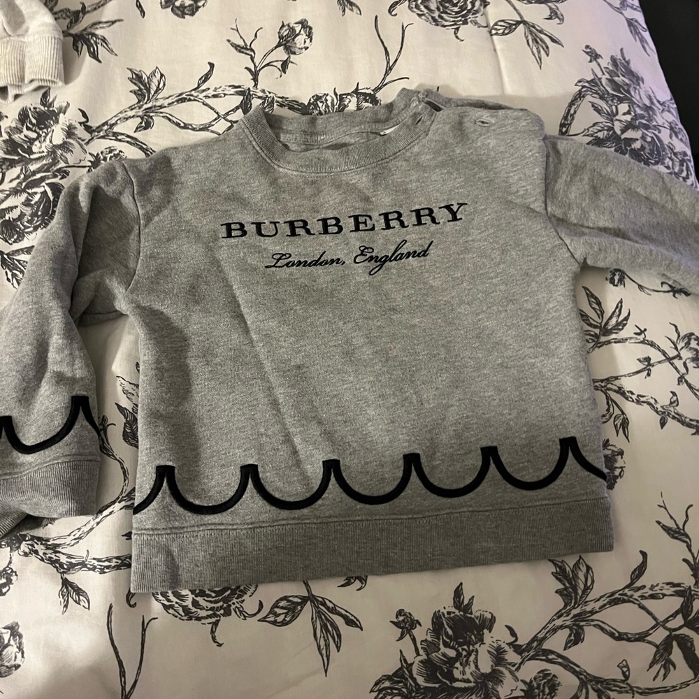 Girl’s Burberry Sweatshirt